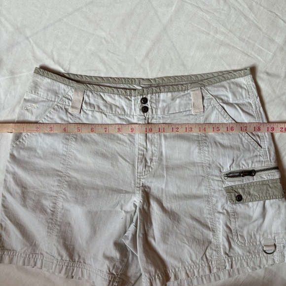 Columbia 2 tone Khaki Utility Cargo Shorts - Picture 8 of 10